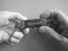 Computer Online Forensic Evidence Extractor (COFEE) USB device/Image courtesy of Microsoft